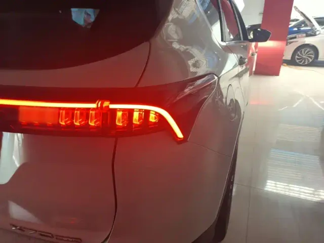 Jetour X70 Plus — Фото автомобиля 7