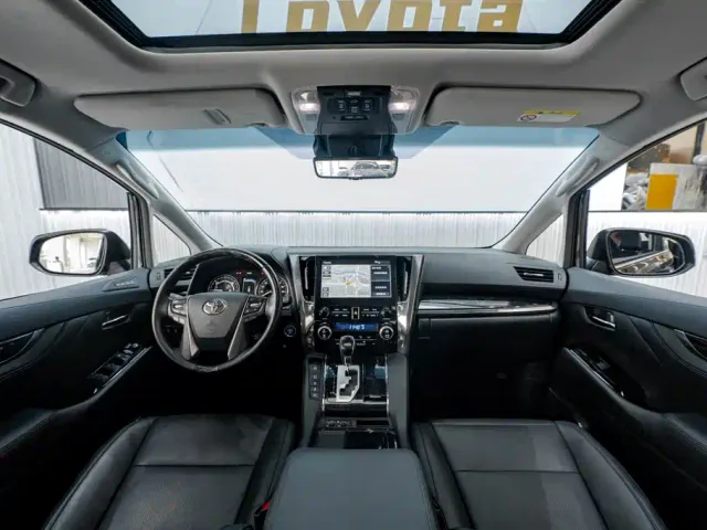 Toyota Vellfire — Фото автомобиля 14