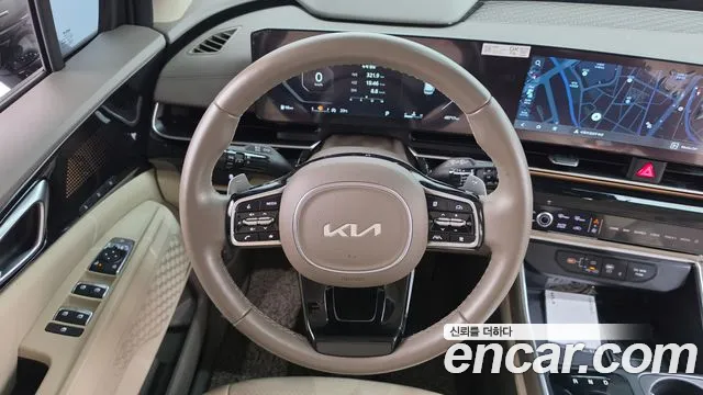 Kia Carnival Generation 4 — Фото автомобиля 19