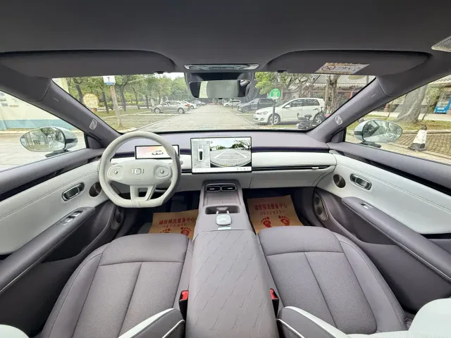 Changan Qiyuan A06 — Фото автомобиля 5