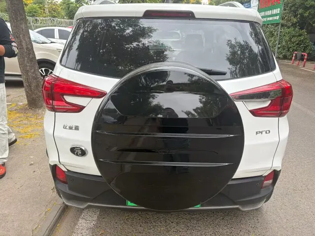 BYD Yuan Pro — Фото автомобиля 3