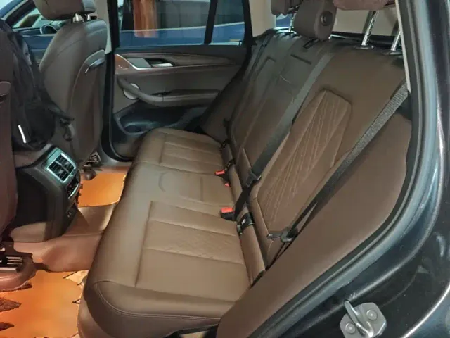 BMW X3 — Фото автомобиля 16
