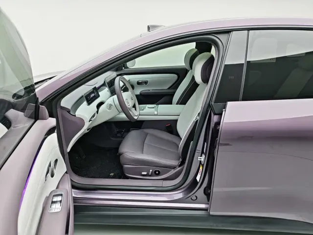 Changan Qiyuan A06 — Фото автомобиля 4