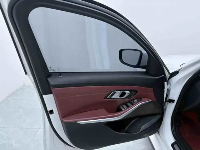 BMW BMW i3 2022 eDrive 35 L — Фото автомобиля 17