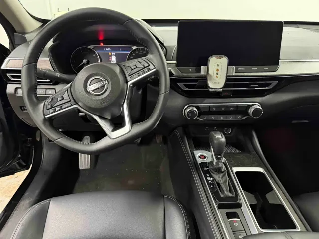 Nissan Teana — Фото автомобиля 6