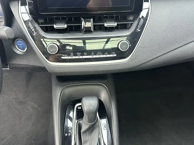 Toyota Corolla — Фото автомобиля 15