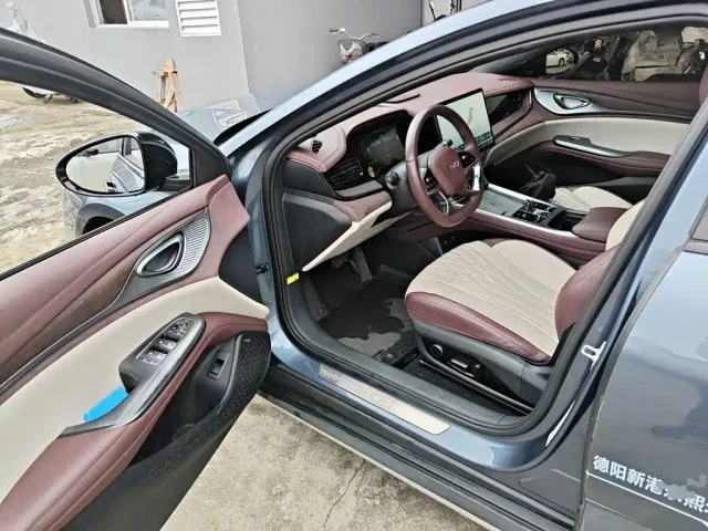 BYD Seal — Фото автомобиля 12