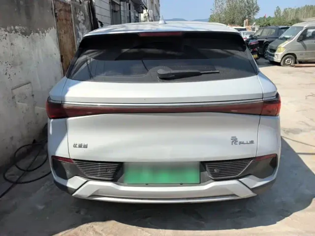 BYD Yuan PLUS — Фото автомобиля 5