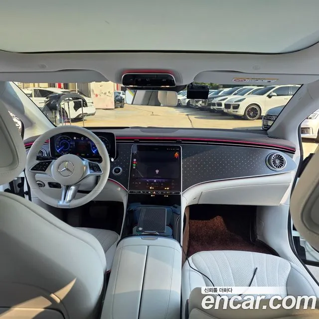 Mercedes-Benz EQE V295 — Фото автомобиля 15