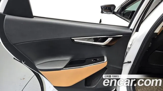 Kia EV6 — Фото автомобиля 25