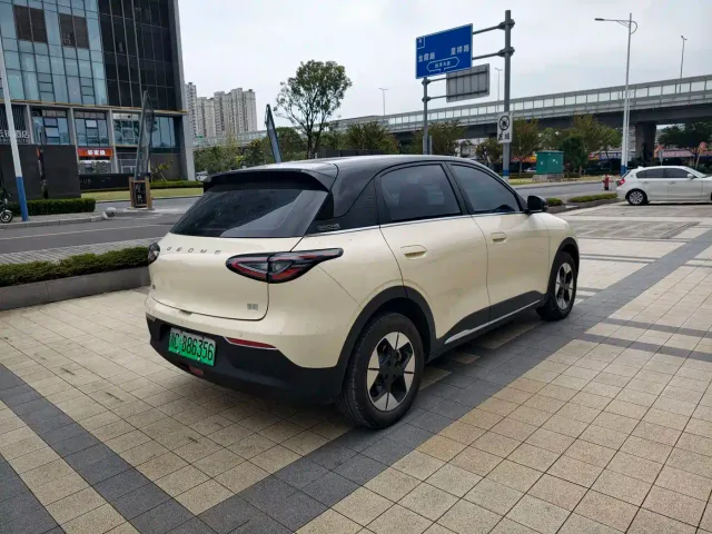 Geely Starry Wish — Фото автомобиля 5