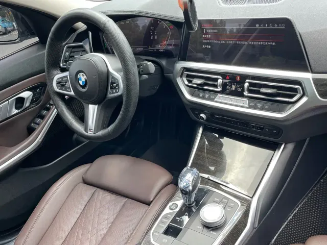 BMW 3 Series — Фото автомобиля 13