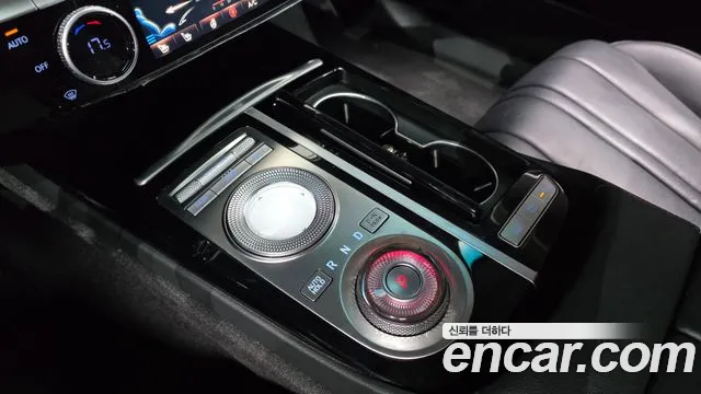 Genesis G80 Бензин 2.5 турбо AWD — Фото автомобиля 8