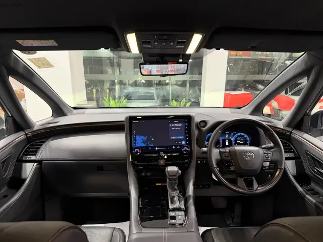 Toyota Alphard — Фото автомобиля 9