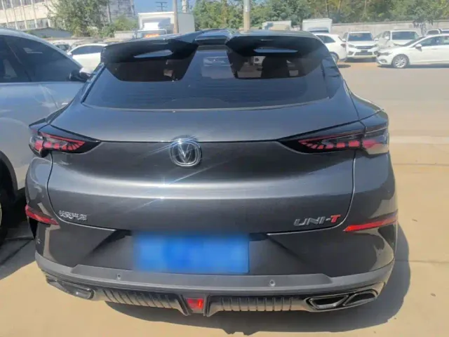 Changan UNI-T — Фото автомобиля 5