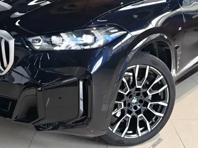 BMW X5 — Фото автомобиля 9