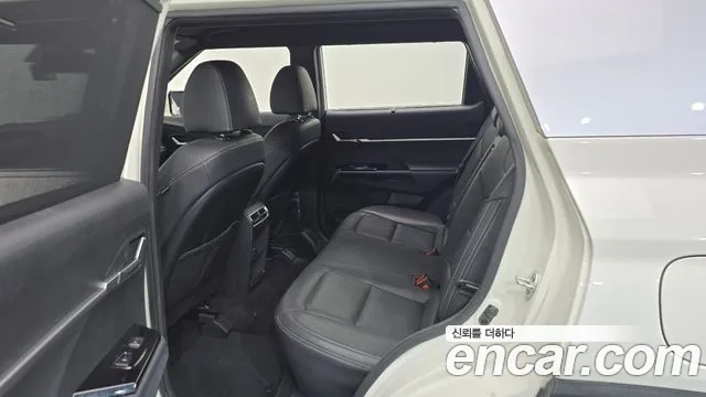 KG_Mobility_Ssangyong Torres Torres Бензин 1.5 4WD — Фото автомобиля 11