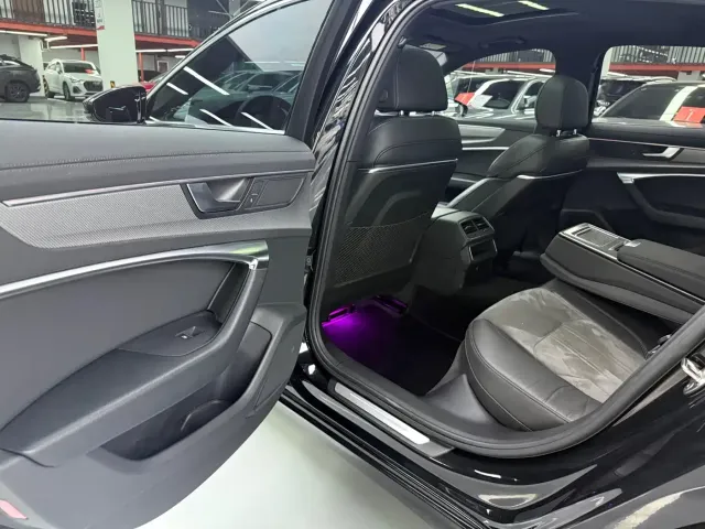 Audi Audi A6L 2022 40 TFSI Luxury Dynamic — Фото автомобиля 14