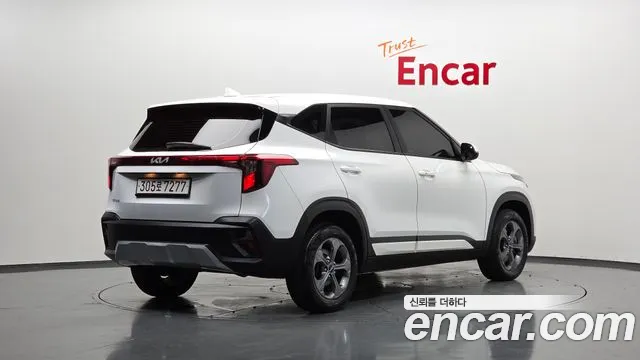 Kia Seltos Бензин 1.6 турбо 2WD — Фото автомобиля 2
