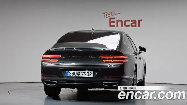 Genesis G80 Бензин 2.5 турбо AWD — Фото автомобиля 4