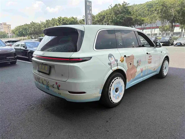 Li Auto L9 — Фото автомобиля 5