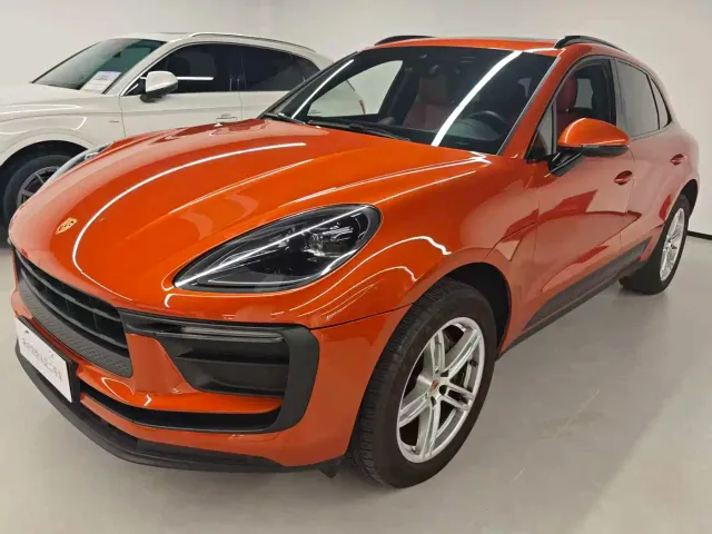 Фотография автомобиля — Porsche Macan