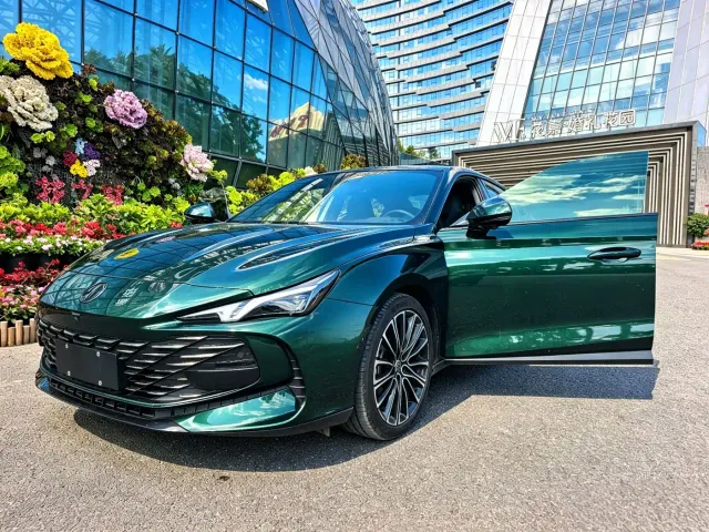 MG 7 — Фото автомобиля 3