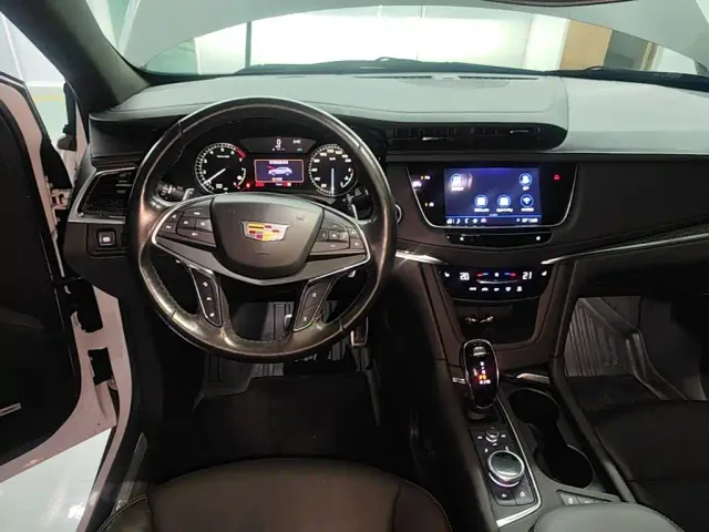 Cadillac XT5 — Фото автомобиля 10