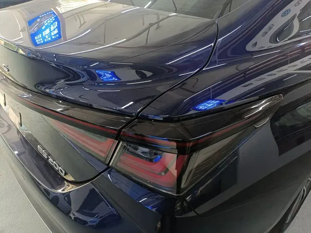 Lexus ES — Фото автомобиля 9