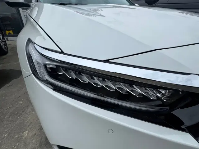 Honda Accord — Фото автомобиля 3