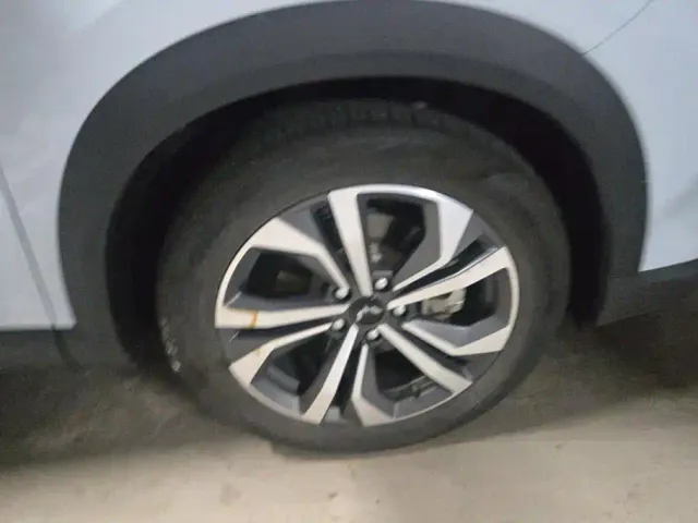Wuling Asta — Фото автомобиля 6