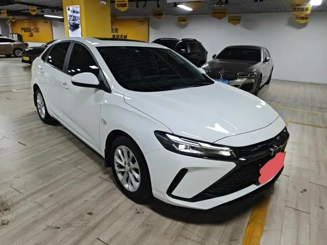 Chevrolet Monza — Фото автомобиля 4