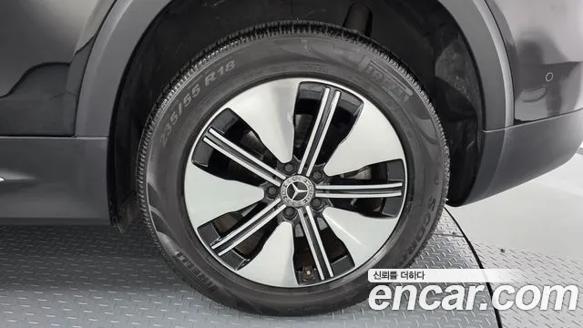Mercedes-Benz EQB — Фото автомобиля 21