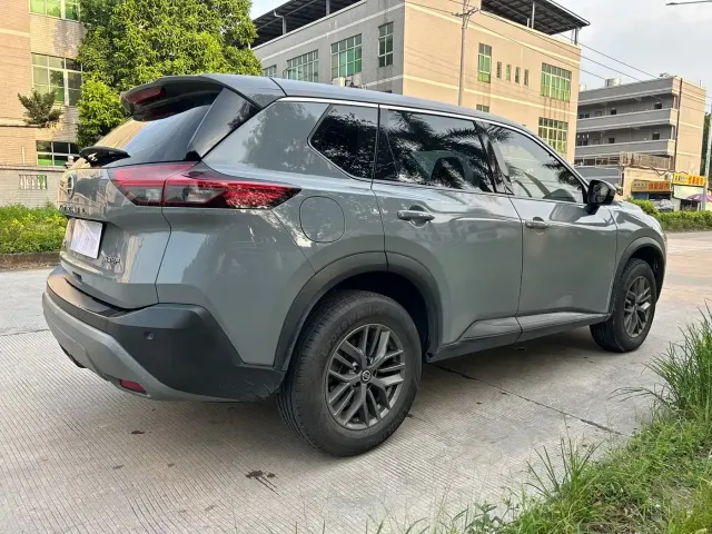 Nissan X-Trail — Фото автомобиля 5