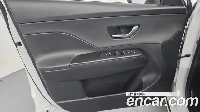 Hyundai Kona SX2 — Фото автомобиля 13