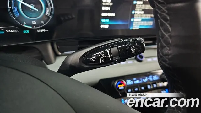 Hyundai Avante CN7 — Фото автомобиля 24
