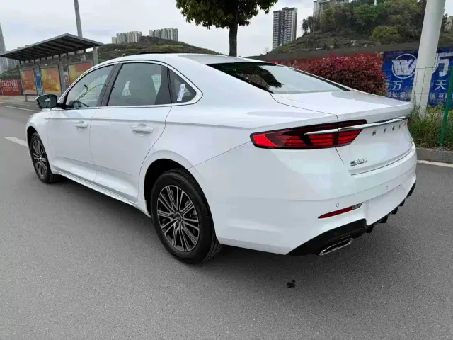 Geely Xingrui — Фото автомобиля 10