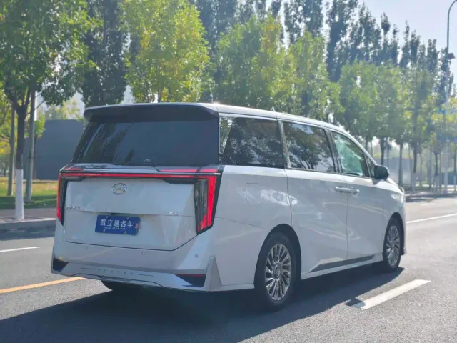 GAC Trumpchi M8 — Фото автомобиля 8