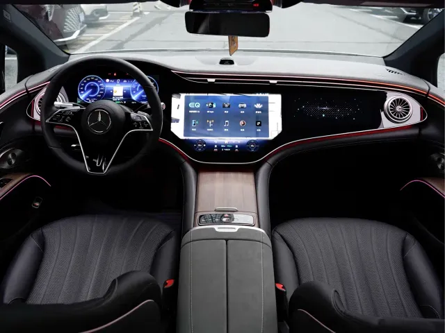 Mercedes-Benz EQS — Фото автомобиля 13