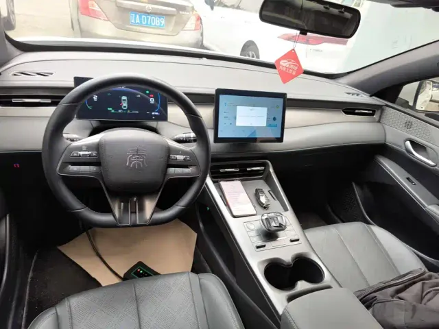 BYD Qin PLUS — Фото автомобиля 5