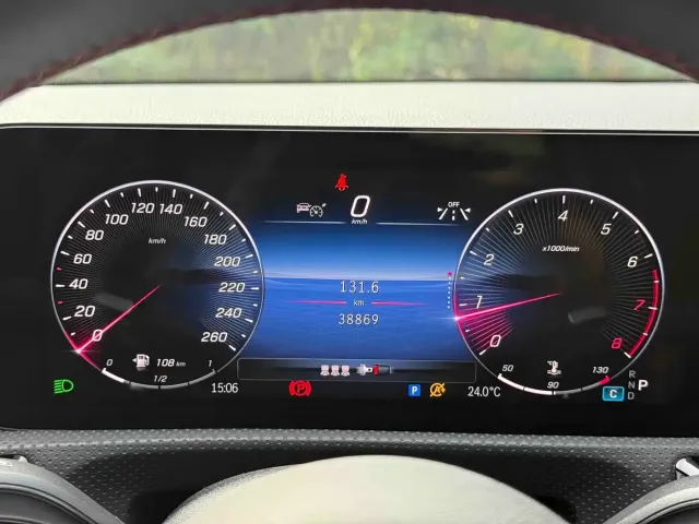 Mercedes-Benz A-Class — Фото автомобиля 10
