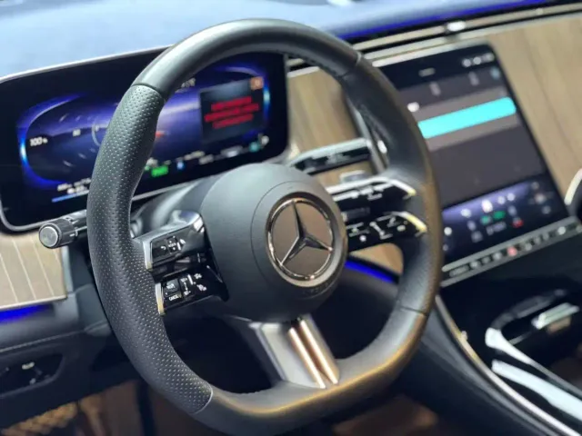 Mercedes-Benz EQE — Фото автомобиля 8