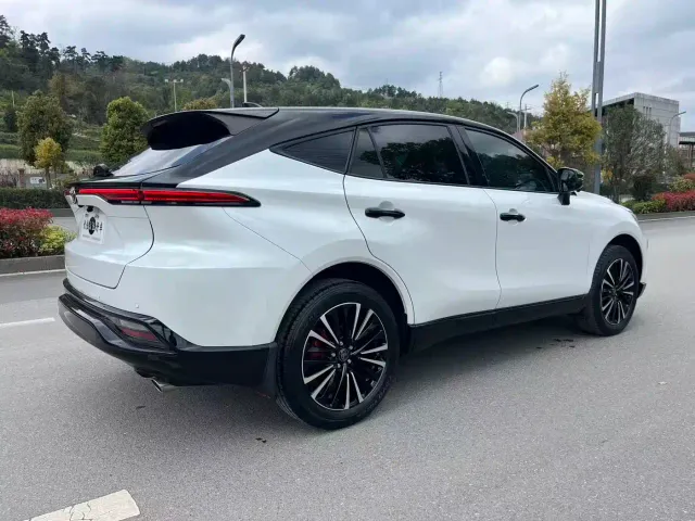 Toyota Venza — Фото автомобиля 12