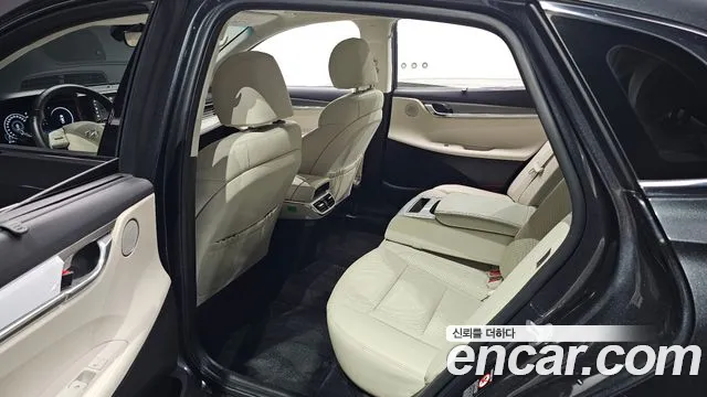 Hyundai Grandeur New — Фото автомобиля 11
