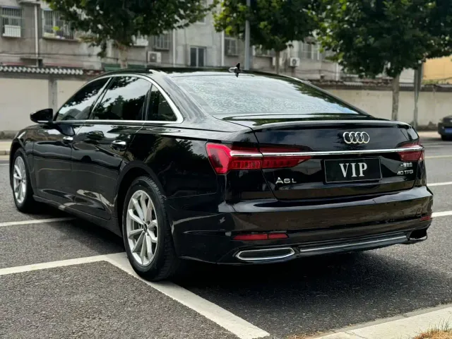 Audi A6L — Фото автомобиля 9