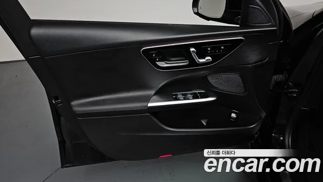 Mercedes-Benz C-Class — Фото автомобиля 21