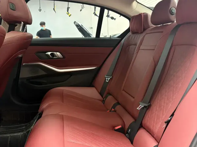 BMW 3 Series — Фото автомобиля 15