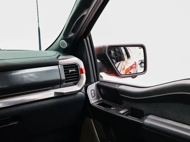 Ford F-150 Raptor — Фото автомобиля 17