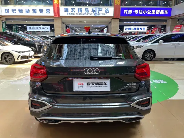 Audi Q2L — Фото автомобиля 7