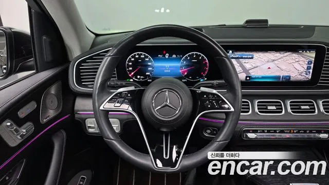 Mercedes-Benz GLE-Class — Фото автомобиля 13